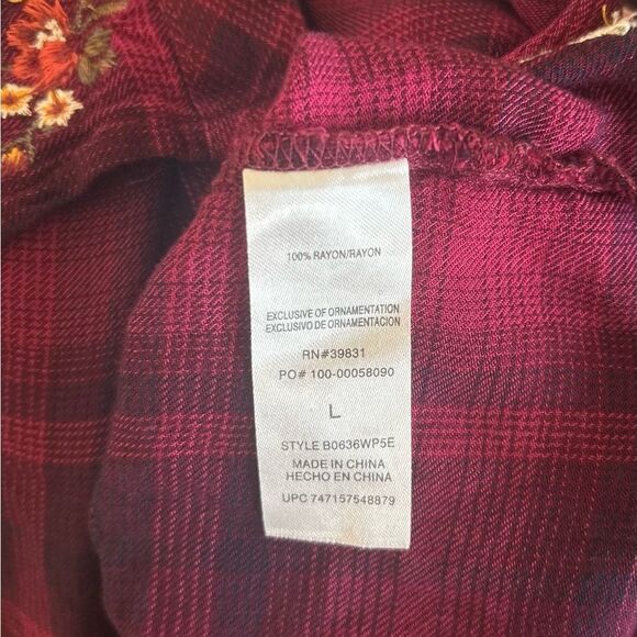 Democracy Red and Black Button Down Shirt with Notched Collar, Size L - Picture 9 of 11